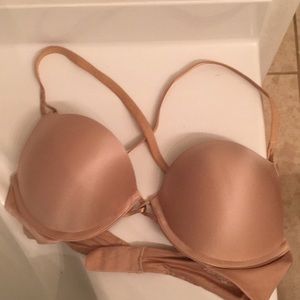 Victoria’s Secret plunge bra